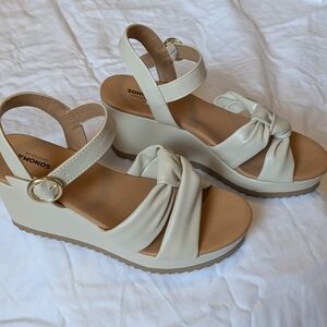 Sonoma- Woman's Shoe Size 7- Cream Wedge
